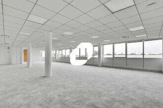 Office in Argenteuil to rent Interior Photo- Image 2 of 4