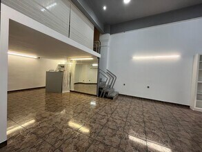 Retail in Igualada, Barcelona to rent Interior Photo- Image 2 of 8