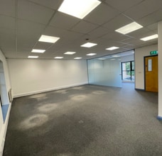 232-240 Belmont Rd, Belfast to rent Interior Photo- Image 1 of 6