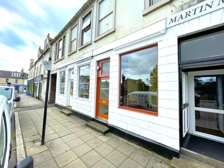 15-17 Glasgow St, Dumfries to rent - Building Photo - Image 1 of 3