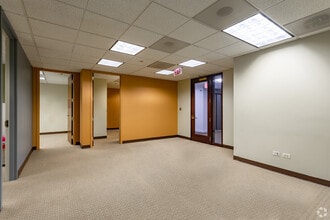 180 N Michigan Ave, Chicago, IL to rent Interior Photo- Image 2 of 4