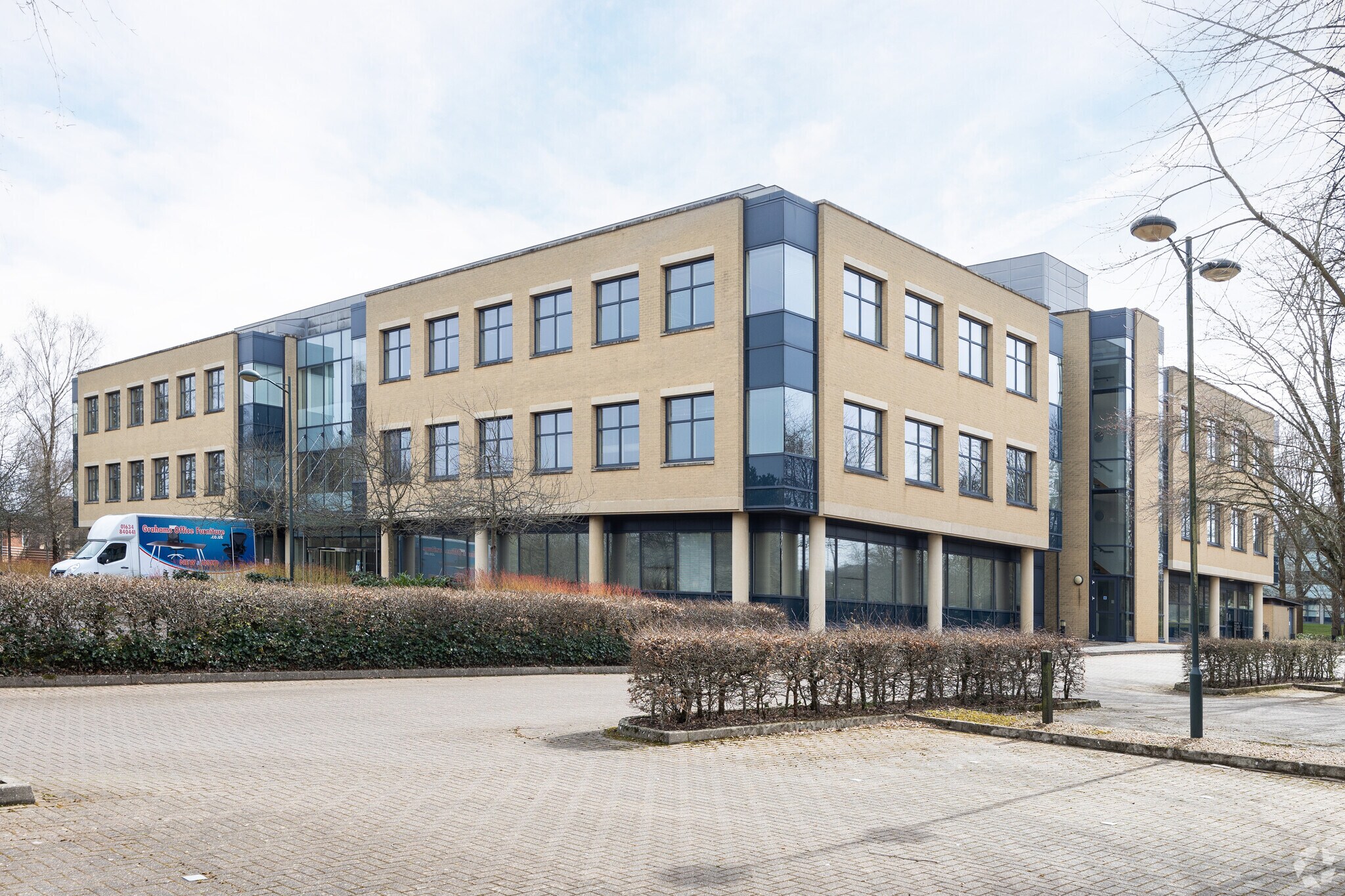 1 Tower Vw, West Malling to rent Building Photo- Image 1 of 2