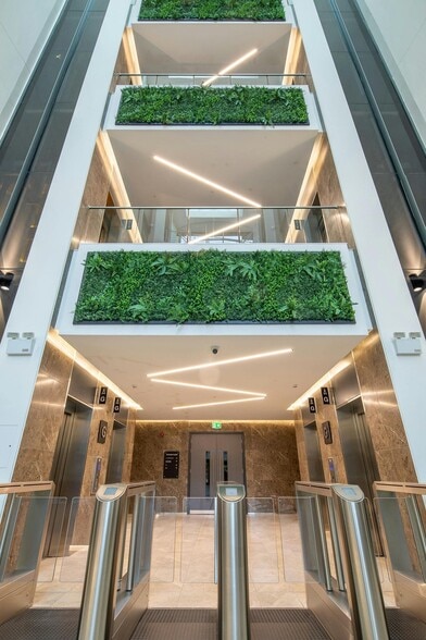 1 Trinity Gdns, Newcastle Upon Tyne to rent - Building Photo - Image 3 of 24