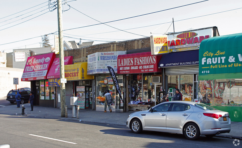 4710A-4718 White Plains Rd, Bronx, NY for rent - Building Photo - Image 2 of 4