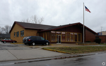 2164 Tedrow Rd, Toledo, OH for rent Building Photo- Image 1 of 13