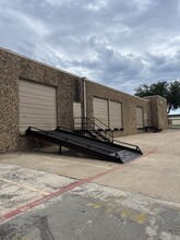 2401 Avenue J, Arlington, TX for rent Building Photo- Image 2 of 2