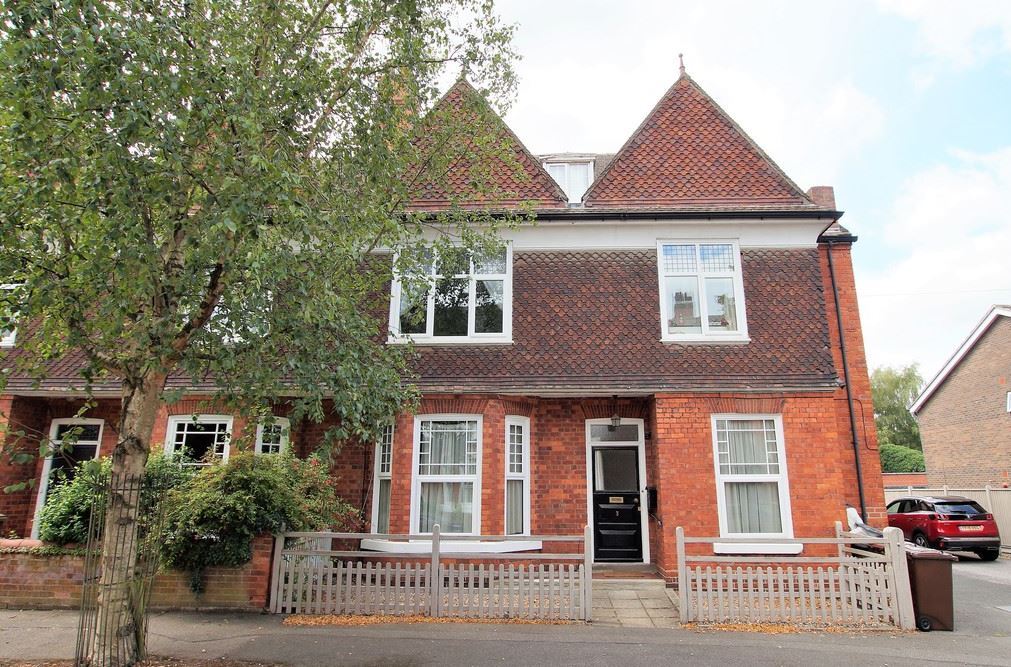 33A Stonefield Ave, Lincoln, LN2 1QL UK