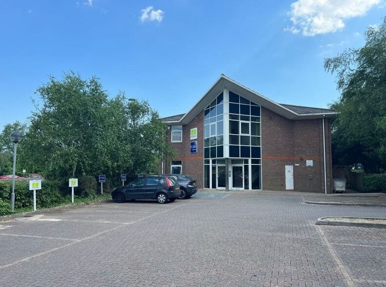 1 Chilworth Rd, Southampton to rent - Building Photo - Image 3 of 5