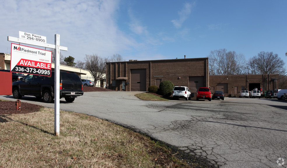 1007 Norwalk St, Greensboro, NC for sale - Primary Photo - Image 1 of 1