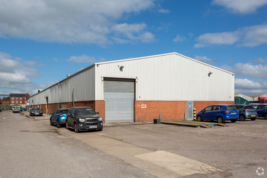 Bristol Rd, Gloucester for sale - Primary Photo - Image 1 of 1