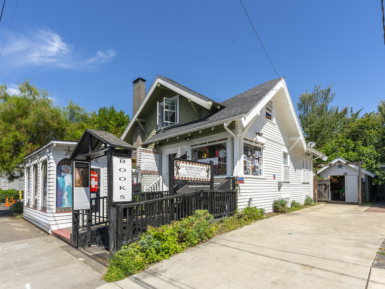 1405 SE Tacoma St, Portland, OR for sale - Primary Photo - Image 2 of 12