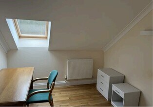 Kingswood Ln, Aylesbury to rent Interior Photo- Image 1 of 16