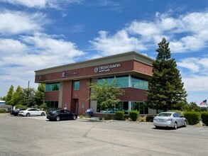 790 Mason St, Vacaville, CA for rent Building Photo- Image 1 of 23