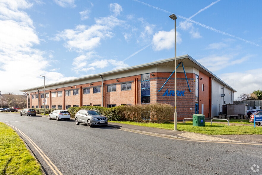 Olympus Park, Quedgeley to rent - Building Photo - Image 3 of 3