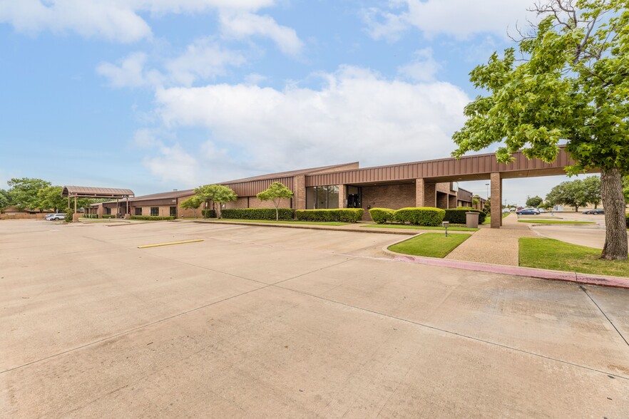 2540 N Galloway Ave, Mesquite, TX for rent - Building Photo - Image 1 of 1