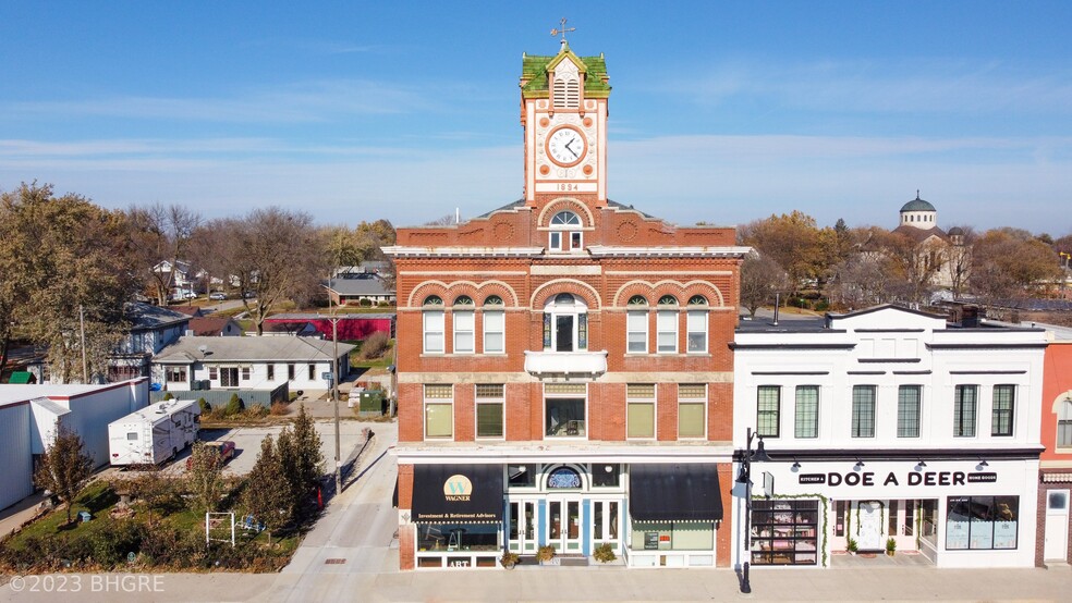 111 NW 2nd St, Stuart, IA for sale - Building Photo - Image 1 of 1