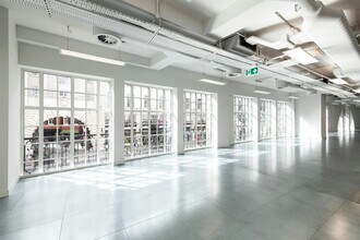 100 Regent St, London to rent Interior Photo- Image 1 of 6