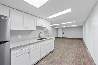 1324 El Camino Real, San Carlos, CA for rent Building Photo- Image 1 of 11