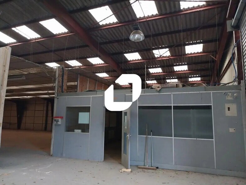 Rue Des Piliers De La Chauvinière, Saint-Herblain to rent - Interior Photo - Image 2 of 12