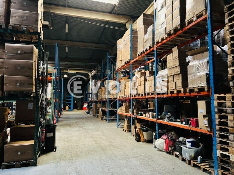 Light Industrial in Chennevières-sur-Marne to rent - Interior Photo - Image 3 of 8