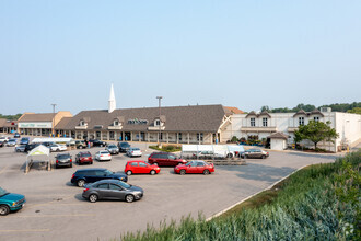 N112W16200-N112W16344 Mequon Rd, Germantown, WI for rent Building Photo- Image 1 of 9