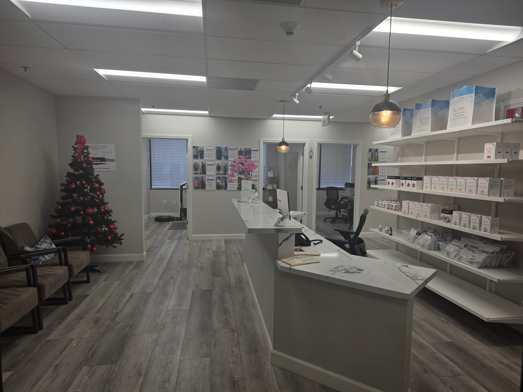 425 E Colorado St, Glendale, CA to rent Interior Photo- Image 1 of 14