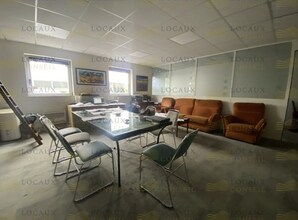 Light Industrial in Argenteuil to rent Interior Photo- Image 2 of 3