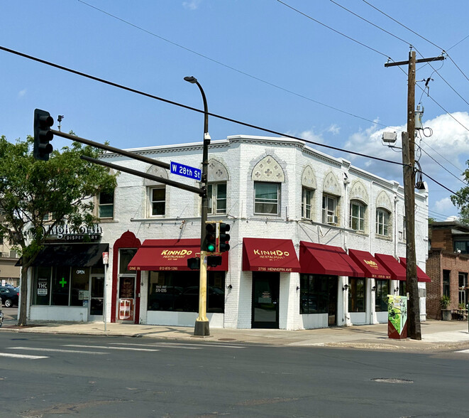 2737-2755 Hennepin Ave, Minneapolis, MN for rent - Building Photo - Image 2 of 7