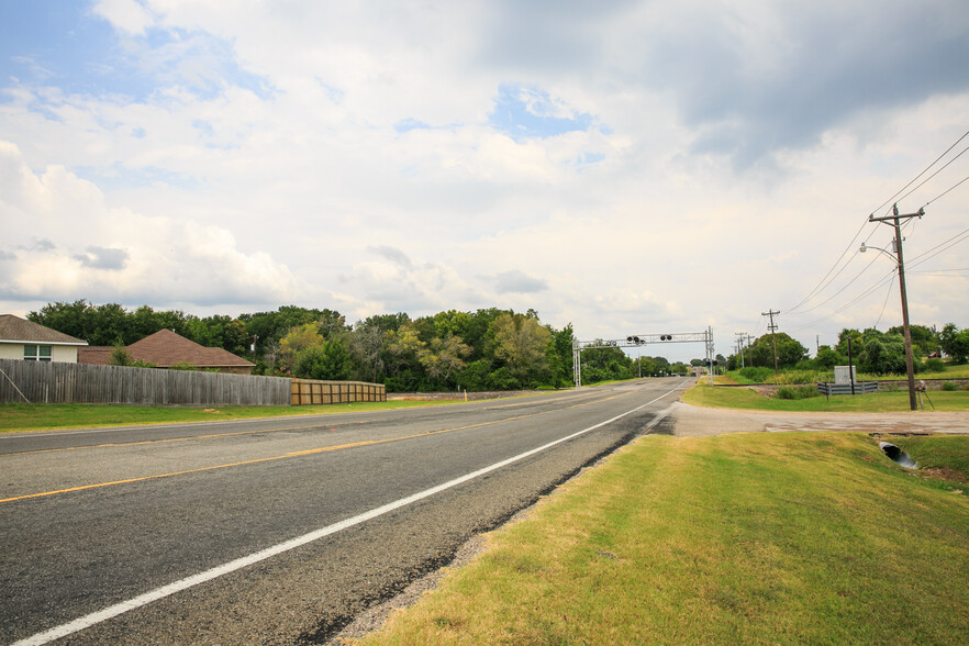 605 S Blue Bell Rd, Brenham, TX for sale - Building Photo - Image 2 of 14