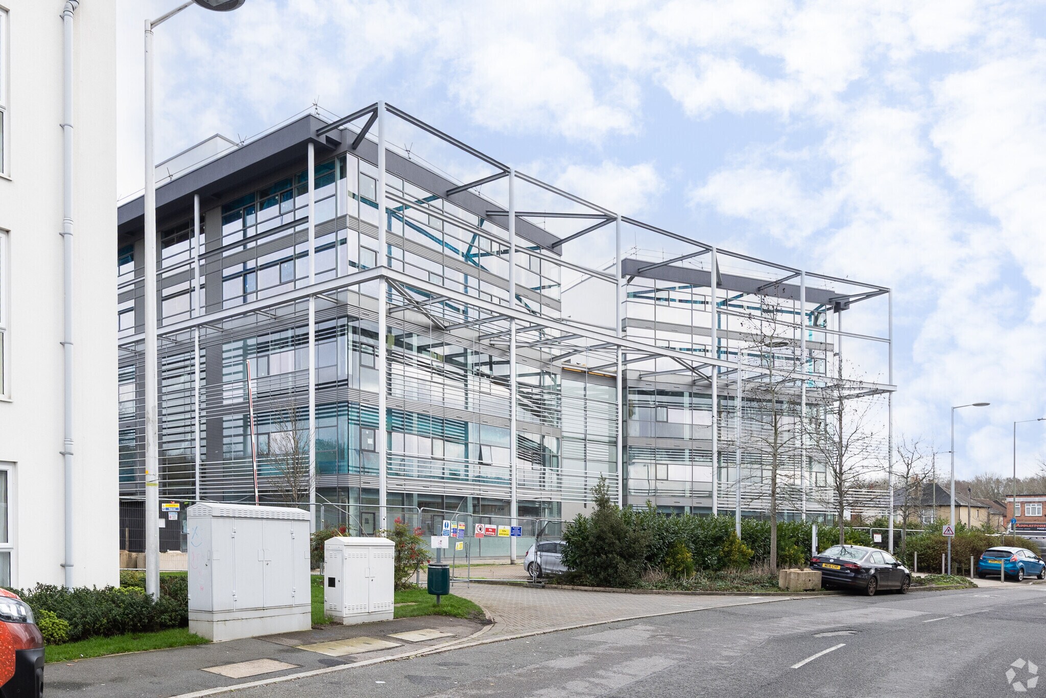 277 Station Rd, Addlestone for sale Building Photo- Image 1 of 1