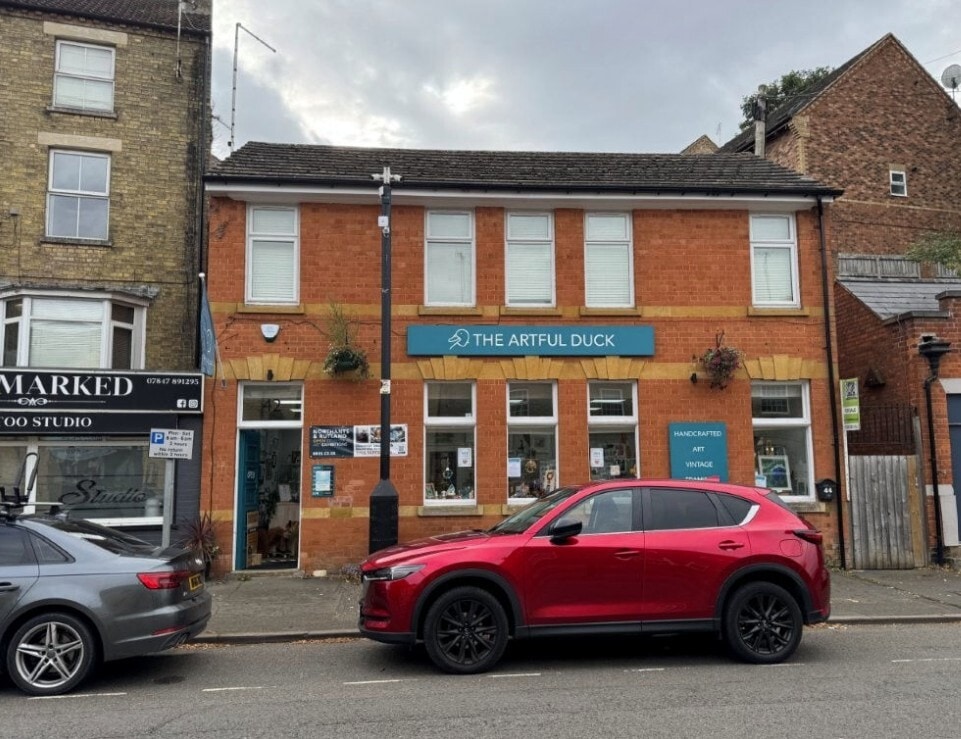 42-44 Brook St, Raunds for sale Primary Photo- Image 1 of 2