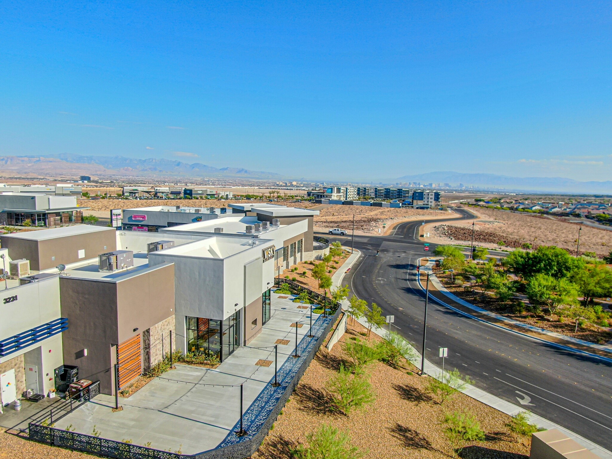 Via Contessa, Las Vegas, NV to rent Building Photo- Image 1 of 6