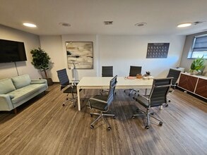 35 E Elizabeth Ave, Bethlehem, PA to rent Interior Photo- Image 2 of 6