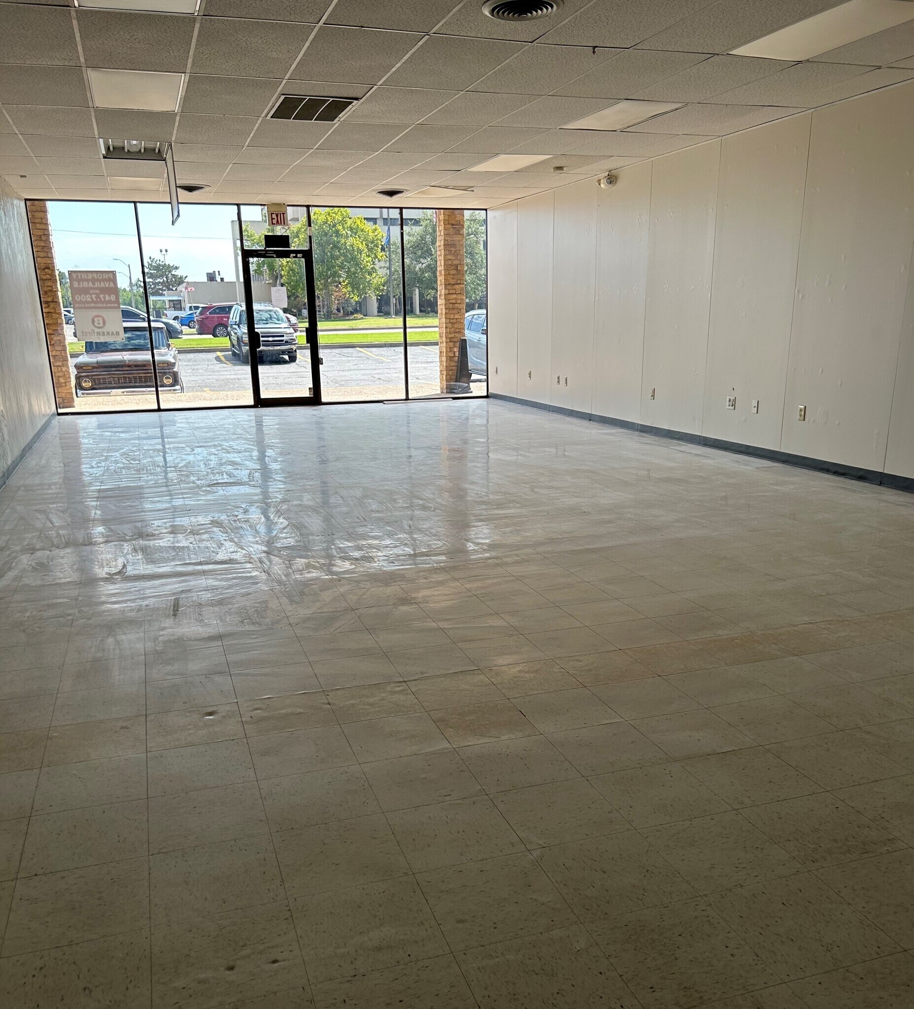 4605-4621 SE 29th St, Del City, OK to rent Interior Photo- Image 1 of 1