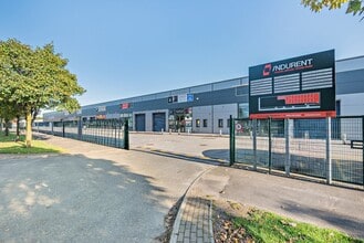 Wilson Rd, Liverpool to rent Building Photo- Image 2 of 3