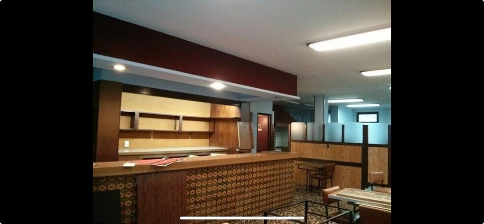 Retail in A Coruña, La Coruna to rent - Interior Photo - Image 2 of 6