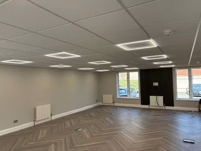 High St, Ascot to rent Interior Photo- Image 1 of 3