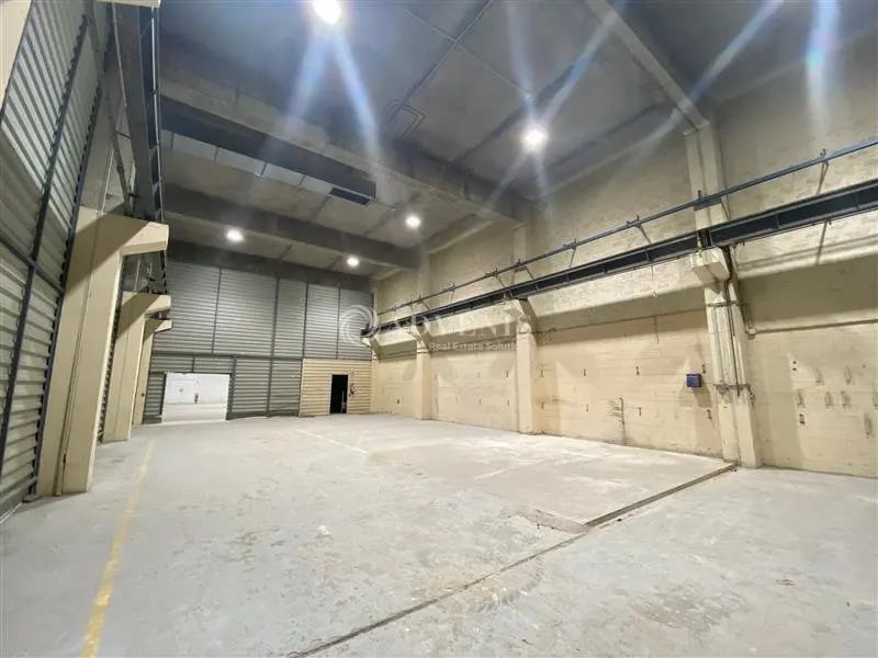 Light Industrial in Bagnolet to rent Building Photo- Image 1 of 8