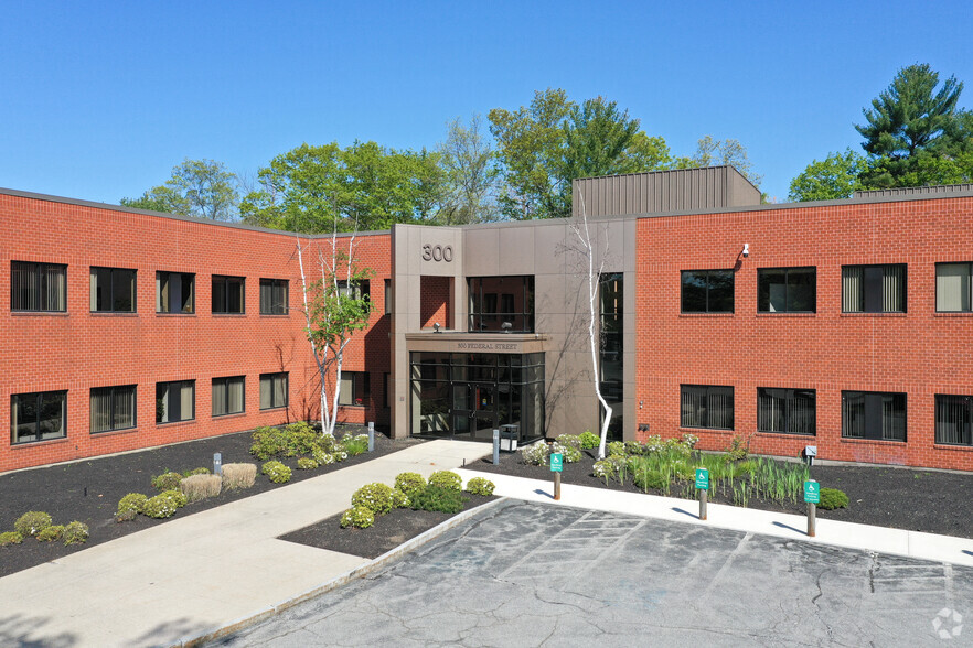 300 Federal St, Andover, MA for rent - Building Photo - Image 1 of 9