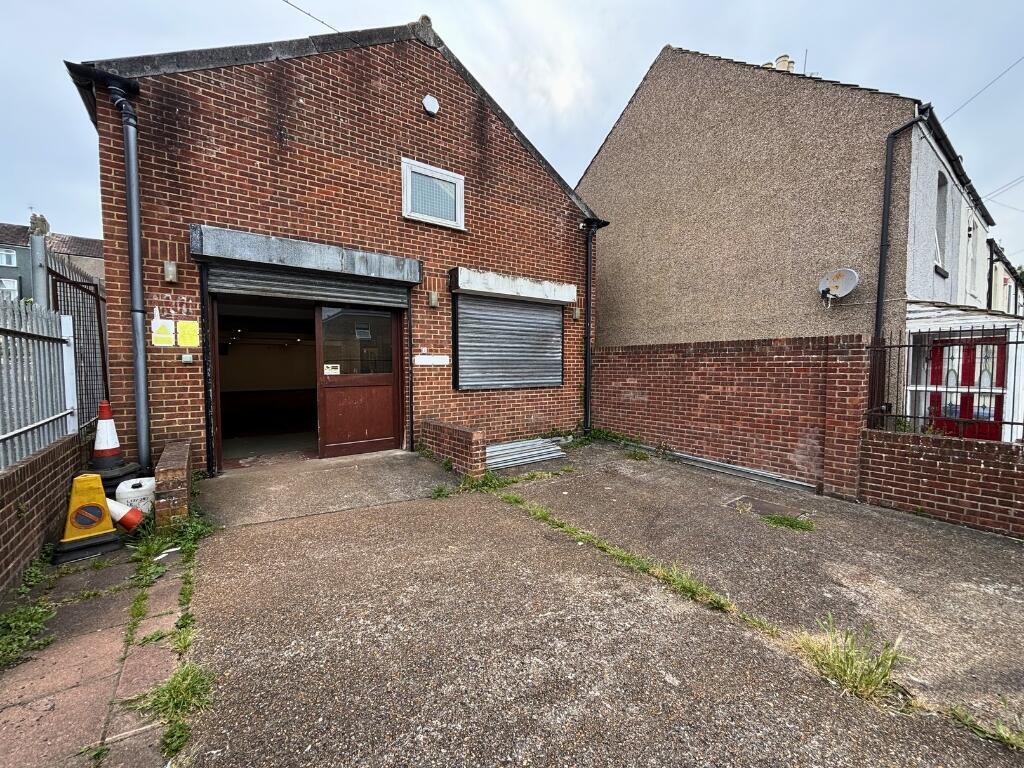 28-30 Central Rd, Ramsgate to rent Primary Photo- Image 1 of 2