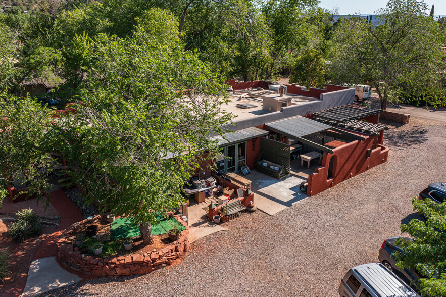 110 Oak Creek Blvd, Sedona, AZ for sale - Building Photo - Image 3 of 66