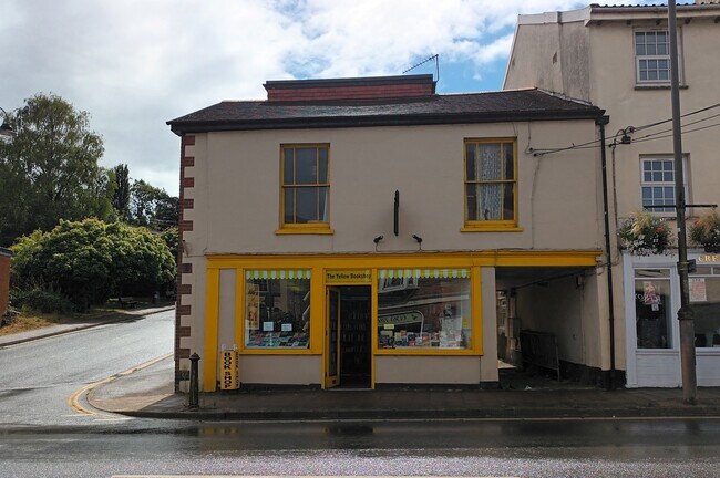 More details for 48 High St, Crediton - Retail for Sale