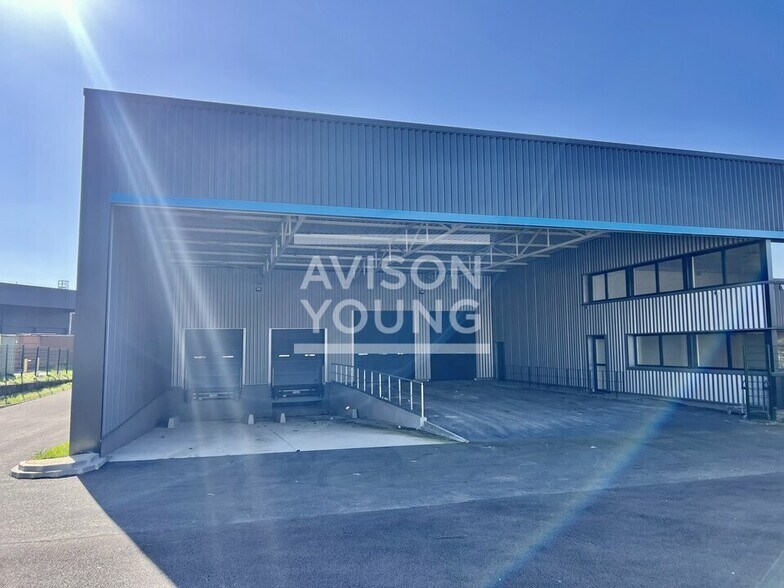 Industrial in Le Blanc-Mesnil to rent - Building Photo - Image 3 of 13