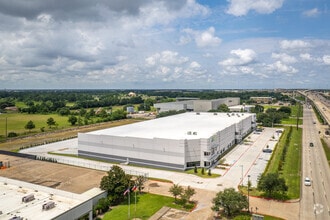 3200 S Sam Houston Pky E, Houston, TX - AERIAL  map view - Image1