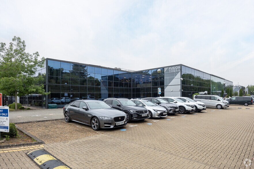 Parkway, Fareham for sale - Primary Photo - Image 1 of 1