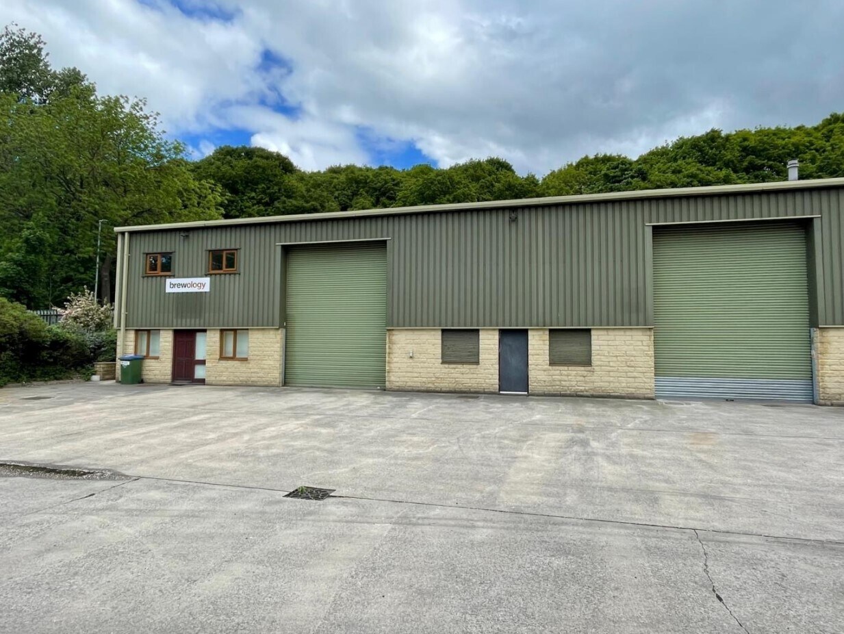 Burrwood Way, Holywell Green for sale Primary Photo- Image 1 of 1