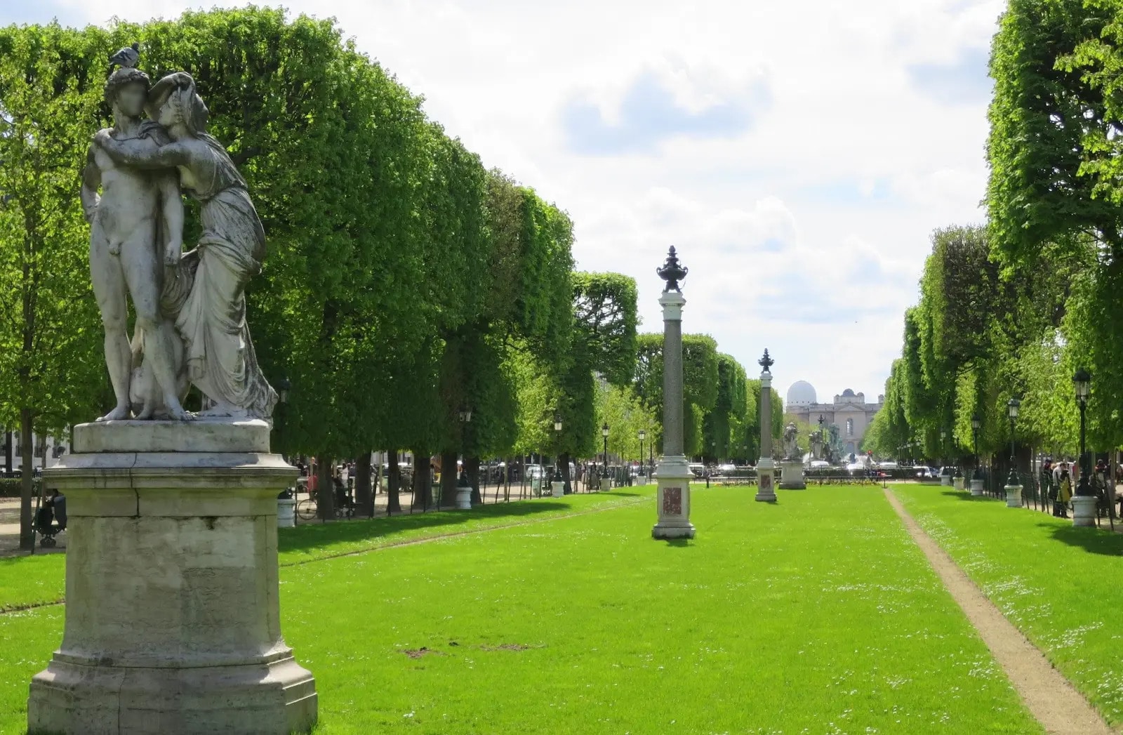 Build-to-Rent in Paris for sale Primary Photo- Image 1 of 3