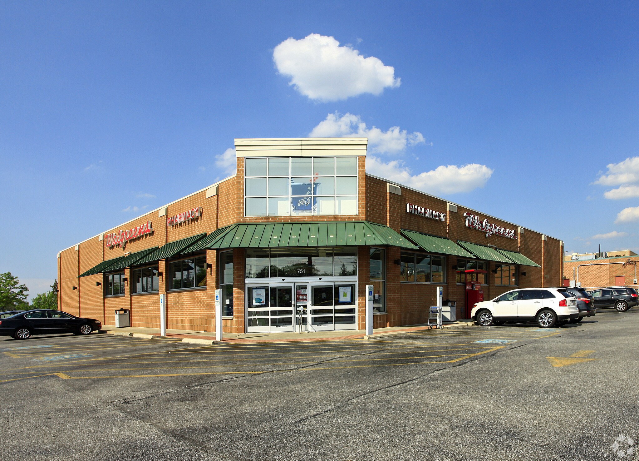 751 Richmond Rd, Richmond Heights, OH for sale Primary Photo- Image 1 of 1