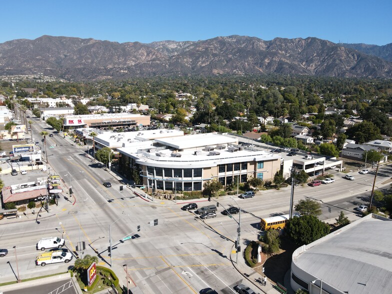 2180 Lincoln Ave, Altadena, CA for sale - Building Photo - Image 2 of 25