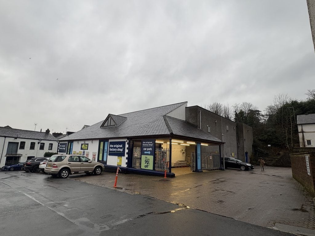 The Gill, Ulverston to rent Primary Photo- Image 1 of 2